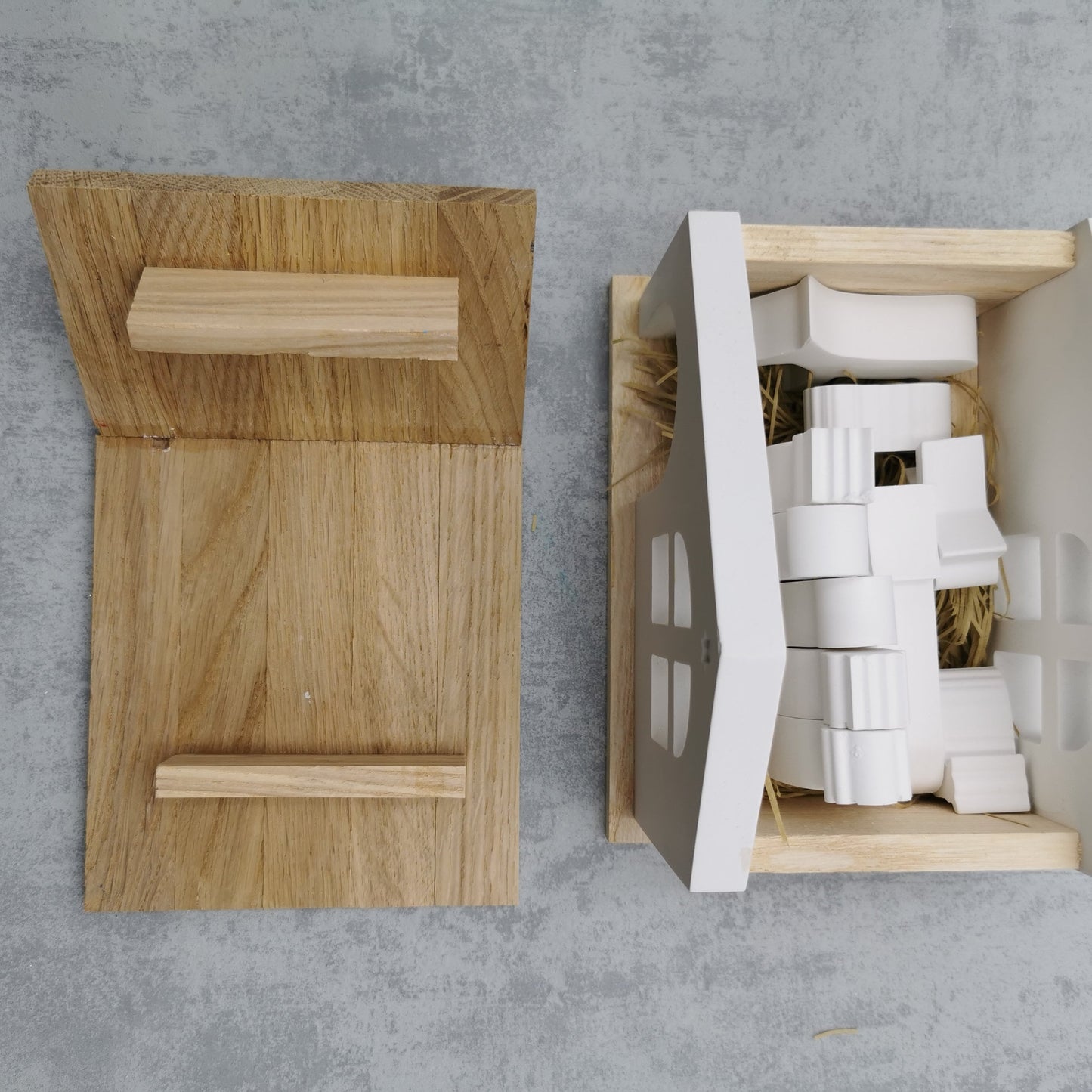 Weihnachtskrippe - skandiZauber - große Krippe mit Stall und vielen Figuren